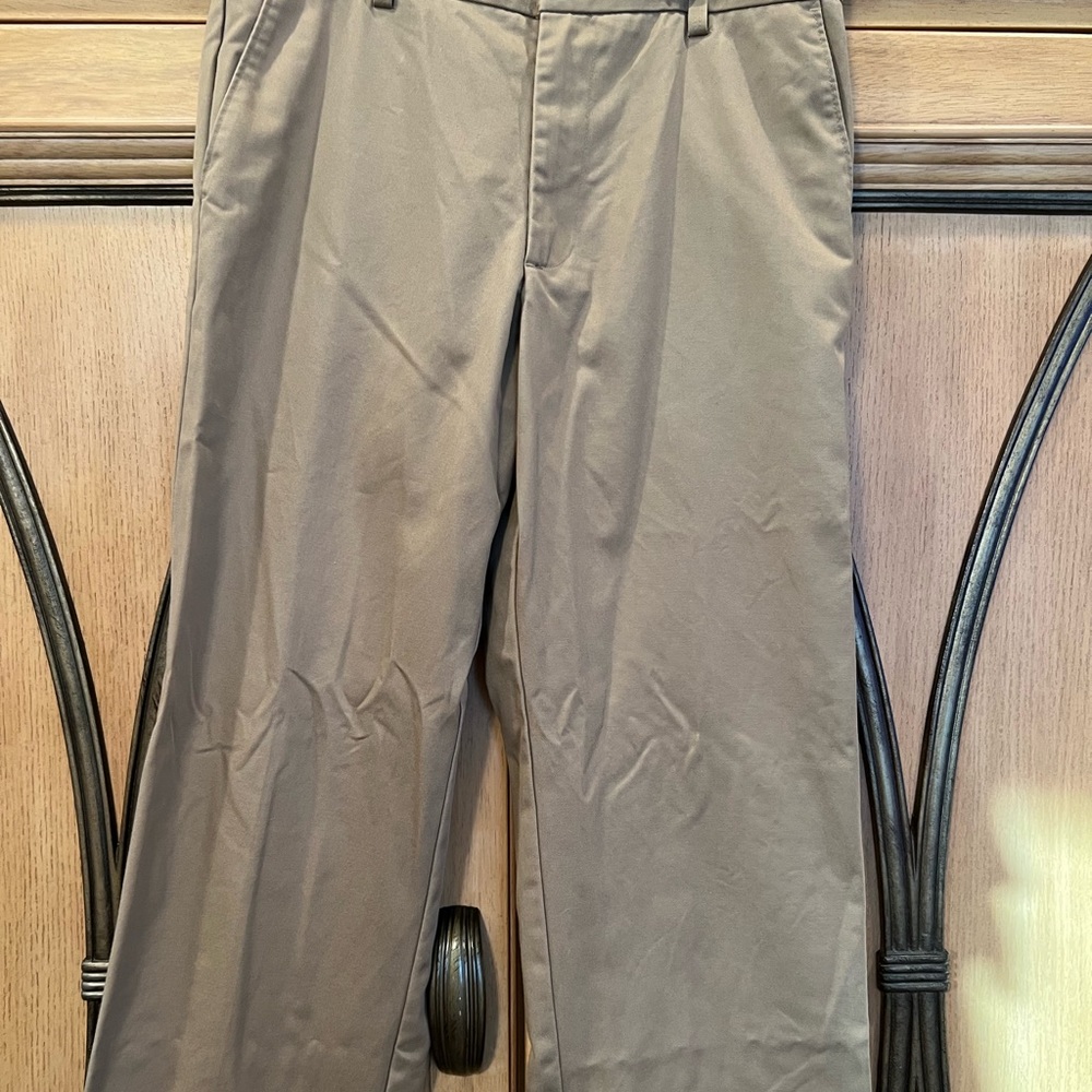Izod Men's slacks